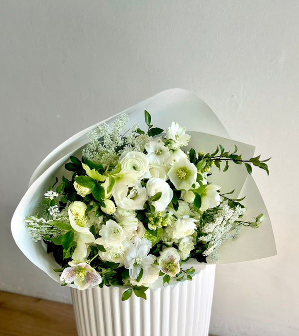 PURE ELEGANCE BOUQUET
