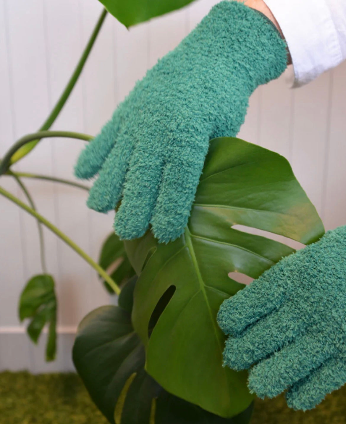 Sprout Leaf Cleaning Gloves
