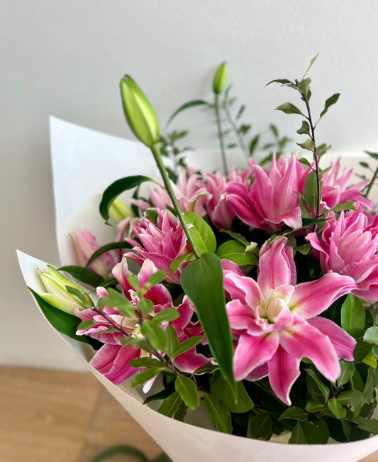 Rose Lily Bouquet